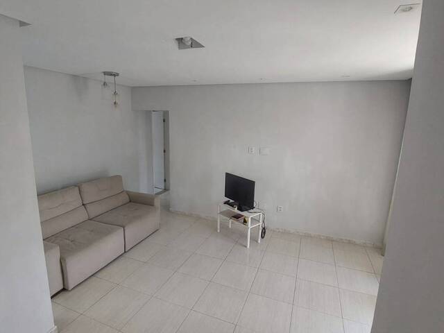 #372 - Apartamento para Venda em Salvador - BA